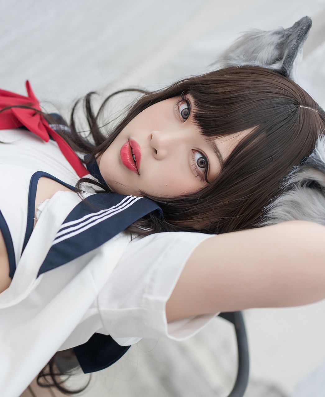 「动漫博主」白烨 – 魅惑狼姐姐室外