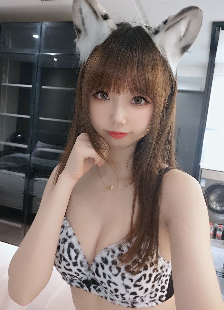 雪琪SAMA 雪豹