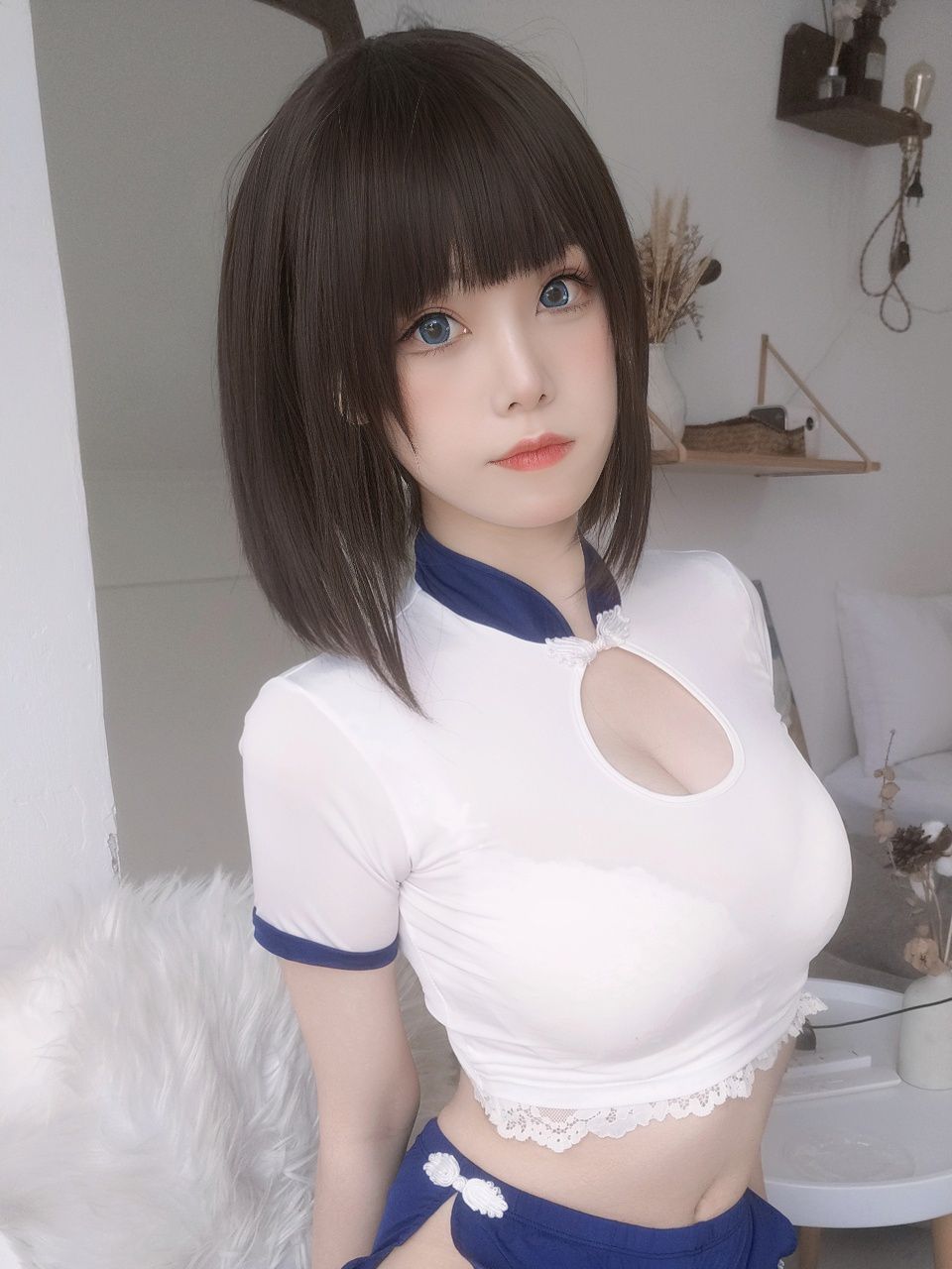 蜜汁猫裘 运动服妹妹