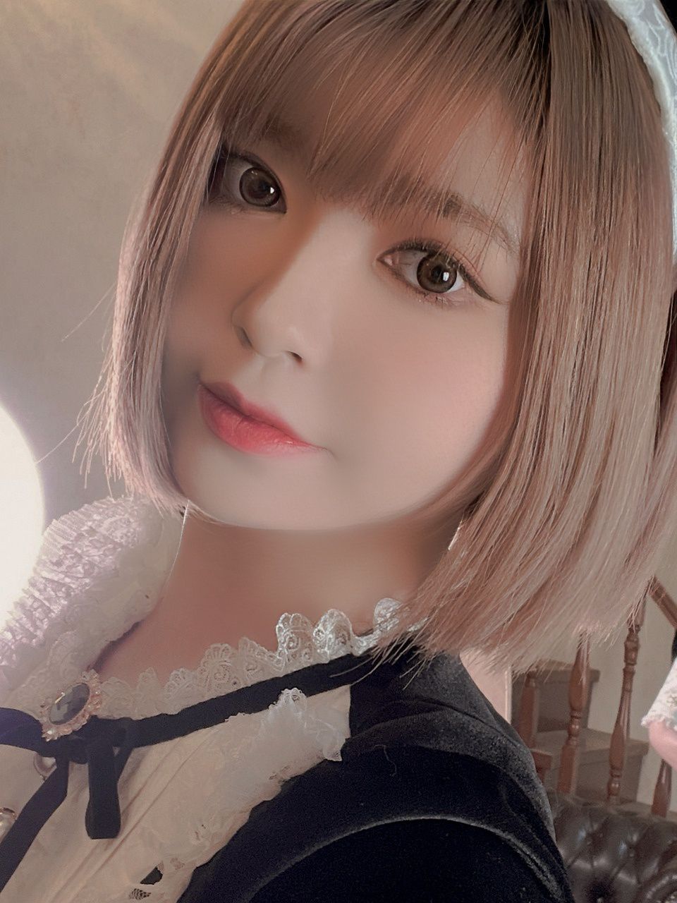 半半子 来一份下午茶吧白丝女仆Cosplay